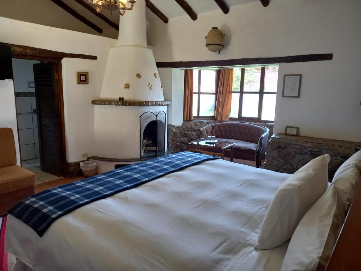 Lizzy Wasi Urubamba Hotel Екстериор снимка